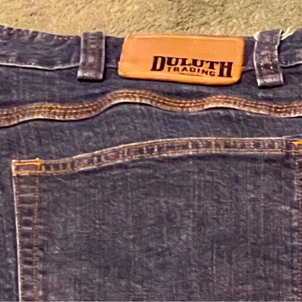 DULUTH MENS JEANS. Pre owned very good condition!! FLEX Ball room